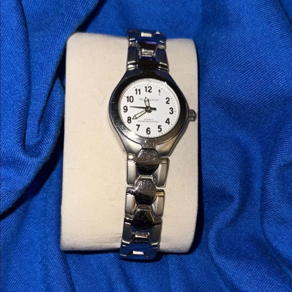 Vellaccio Silver Analog Watch